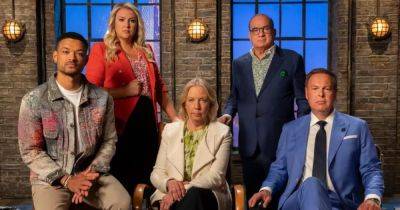 The BBC Dragons Den product backed by two stars hailed a 'game changer' for anyone with an iPhone