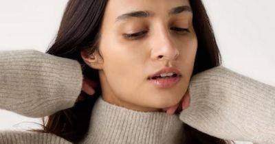 Uniqlo's jumper in six colours reduced to £4.38 that's 'warm but not itchy'