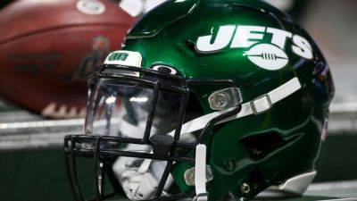 Unnamed Jets player followed from NYC, robbed, source confirms - ESPN
