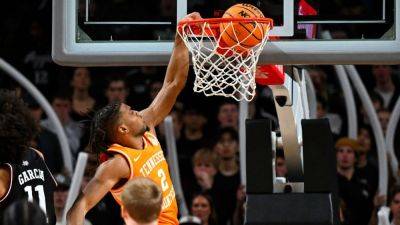 Chaz Lanier's season-high 30 leads Tennessee past Texas A&M - ESPN