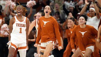 Texas is No. 1 in women's AP Top 25 for 1st time in 21 years - ESPN