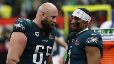 Eagles' Lane Johnson has 1-emoji response to call to ban 'tush push' - foxnews.com - county Eagle