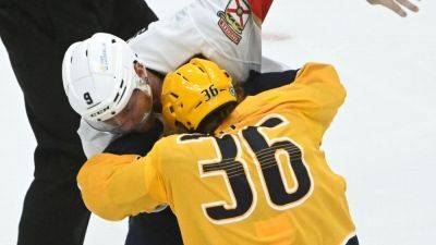 Sam Bennett authors 'Gordie Howe Hat Trick' in Panthers' win - ESPN