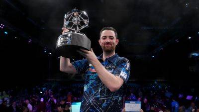 Luke Humphries edges out Jonny Clayton in classic World Masters final