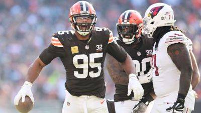 Myles Garrett trade not as simple as it seems for Browns - ESPN