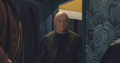 EastEnders spoilers see Phil Mitchell haunted by the past as Grant returns to Walford - manchestereveningnews.co.uk