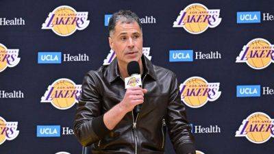 Rob Pelinka says Lakers searching trade market for big - ESPN