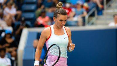 Simona Halep - Sloane Stephens - Serena Williams - Lucia Bronzetti - Two-time Slam winner Simona Halep announces retirement at 33 - ESPN - espn.com - France - Ukraine - Usa - Australia - Eu - Romania - New Zealand - county Stephens - county Williams