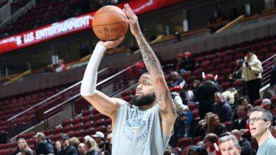 Caleb Martin - Tim Hardaway-Junior - Sources: Mavericks trade Quentin Grimes to 76ers for Caleb Martin - ESPN - espn.com - county Dallas - county Maverick