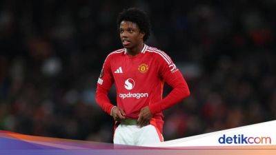 Man Utd - Man United - Tyrell Malacia - MU 'Pulangkan' Tyrell Malacia ke Liga Belanda - sport.detik.com