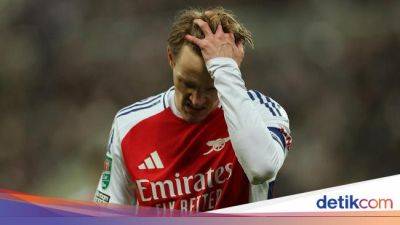 Mikel Arteta - Anthony Gordon - Jacob Murphy - Arsenal Lanjutkan Puasa Gelar 32 Tahun di Piala Liga Inggris - sport.detik.com