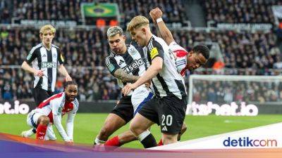 Eddie Howe - Declan Rice - Newcastle United - David Raya - Anthony Gordon - Fabian Schar - Jacob Murphy - Newcastle Vs Arsenal: Rencana The Magpies Main Agresif Berhasil - sport.detik.com