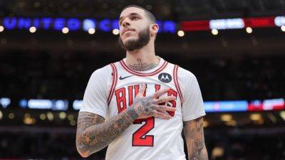 Zach Lavine - Sources - Bulls, Lonzo Ball agree to 2-year, $20M extension - ESPN - espn.com