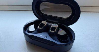 £130 headphones that are 'just as good as Apple AirPods' now under £20 at Amazon - manchestereveningnews.co.uk