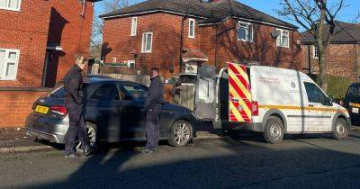 LIVE Family home cordoned off after suspected 'petrol bomb attack' on estate - updates - manchestereveningnews.co.uk - county Hall - state Indiana - county Lane