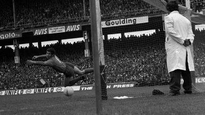 Former Dublin goalkeeper and manager Paddy Cullen dies aged 80 - rte.ie - Ireland