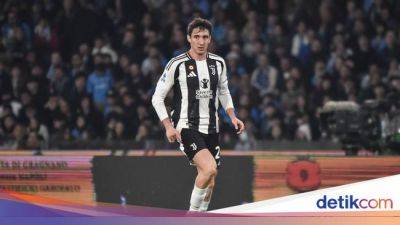 Andrea Cambiaso - Thiago Motta - Cristiano Giuntoli - Motta Senang Cambiaso Nggak Jadi ke Man City - sport.detik.com