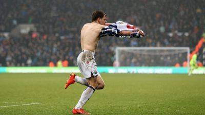 Championship round-up: Jayson Molumby turns in Mikey Johnston corner for West Brom winner