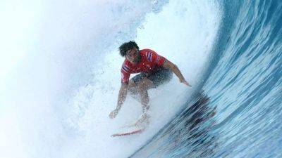 Surfing-Mamiya defends Pipeline title, Wright takes win for veterans - channelnewsasia.com - Italy - county Tyler - county Wright