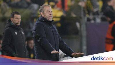 Hansi Flick Santai soal Kontrak Baru di Barcelona