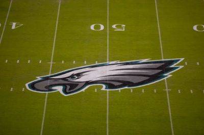 Church near Philly sings 'Fly Eagles Fly' during Mass on Super Bowl Sunday