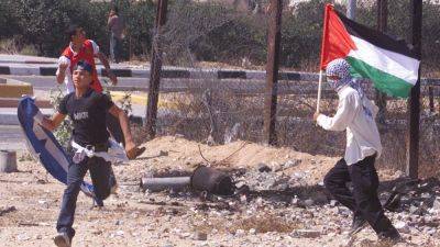 Israel withdraws from key Gaza corridor as part of ceasefire deal