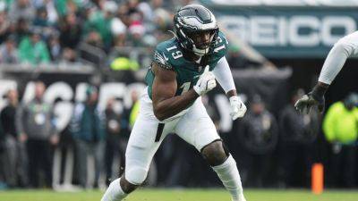 Cardinals boost pass rush by agreeing with ex-Eagle Josh Sweat - ESPN
