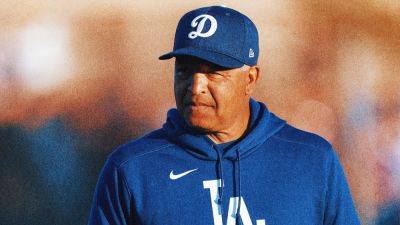Dodgers, Dave Roberts agree to record-breaking four-year extension