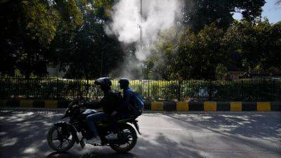 Most people around the world are now breathing polluted air, researchers warn