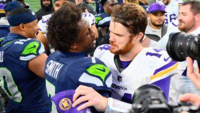 NFL free agency 2025 - All deals for AFC, NFC teams - ESPN