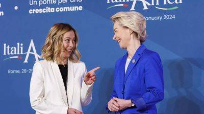 Italians divided over defence spending