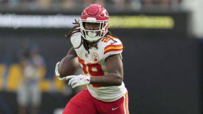 Source - RB Kareem Hunt returning to Chiefs on one-year deal - ESPN