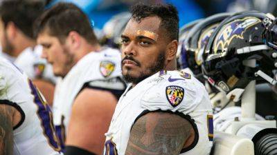 Ronnie Stanley says he was happy to give Ravens 'bargain' on deal - ESPN