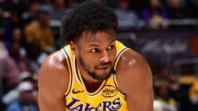 Lakers' Bronny James takes center stage, confidence 'growing' - ESPN