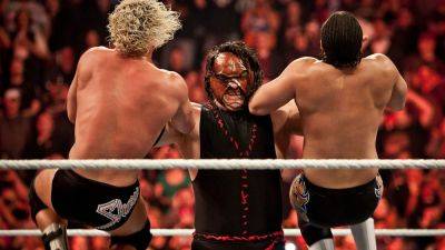 Glenn Jacobs, WWE legend and Tennessee mayor, willing to do 'anything' for charity wrestling match vs Tim Walz