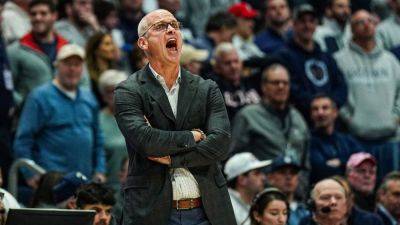 Dan Hurley - UConn's Hurley admits 'mistakes,' won't change how he coaches - ESPN - espn.com