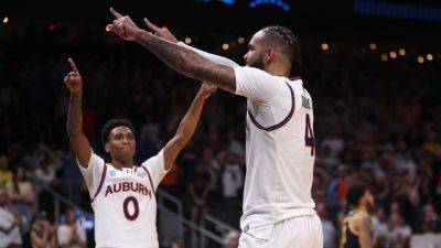 March Madness live tracker for Friday's Sweet 16 games - ESPN