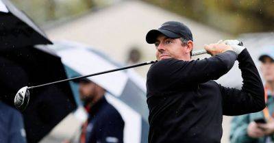 Late birdies ensure Rory McIlroy makes cut as Scottie Scheffler leads in Houston