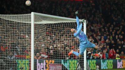 Matz Sels' save slingshots Nottingham Forest into FA Cup quarter-final