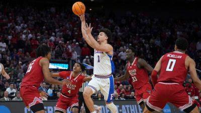 Billy Donovan - Chase Center - Clayton's late flurry sends No. 1 Florida into Final Four - ESPN - espn.com - Usa - San Francisco - state Texas - state Michigan