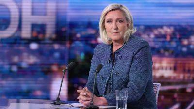 Marine Le-Pen - Le Pen denounces 'fatal day for democracy' after judge orders five-year political ban - euronews.com - France
