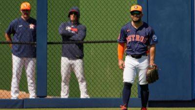 Astros say Jose Altuve expected to play mostly in left field - ESPN