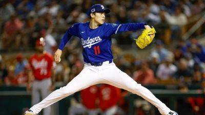 Dodgers' Sasaki pitches 3 scoreless innings in spring debut - ESPN