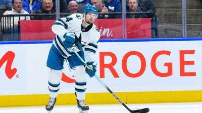 Vlasic breaks NHL career shot-blocking record with No. 2,165 - ESPN