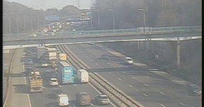 LIVE M60 traffic as crash forces motorway to shut lanes at notorious junction - manchestereveningnews.co.uk