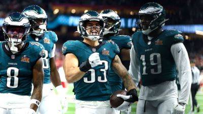 Adam Schefter - Sources - Eagles re-sign Zack Baun to 3-year, $51M deal - ESPN - espn.com - county Eagle