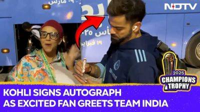 Virat Kohli Signs Autograph As Excited Fan Greets Team India - sports.ndtv.com - India