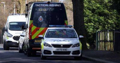 Police descend on Denton beauty spot after man found dead - manchestereveningnews.co.uk - county Denton