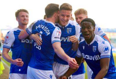 Bradley Dack - Jonny Williams - Conor Masterson - Max Ehmer - Robbie Mackenzie - Luke Cawdell - John Coleman - Jack Nolan - George Lapslie - Elliott Nevitt - Oli Hawkins - Medway Sport - Gillingham 1 Bradford City 0: League 2 match report from Priestfield Stadium - kentonline.co.uk - county Williams