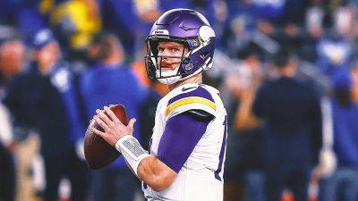 Seahawks shift 'primary focus' to QB Sam Darnold; Interest is 'mutual'